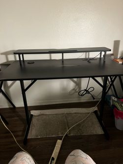 GTRacing Gaming Desk & Chair - Cheap, Pickup ASAP
