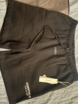 Jet Black Essential shorts