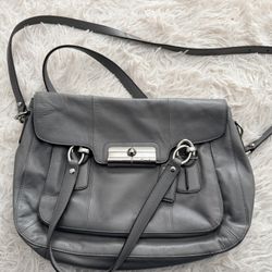Coach Leather Purse/Bag~Gray with Metal Clasp