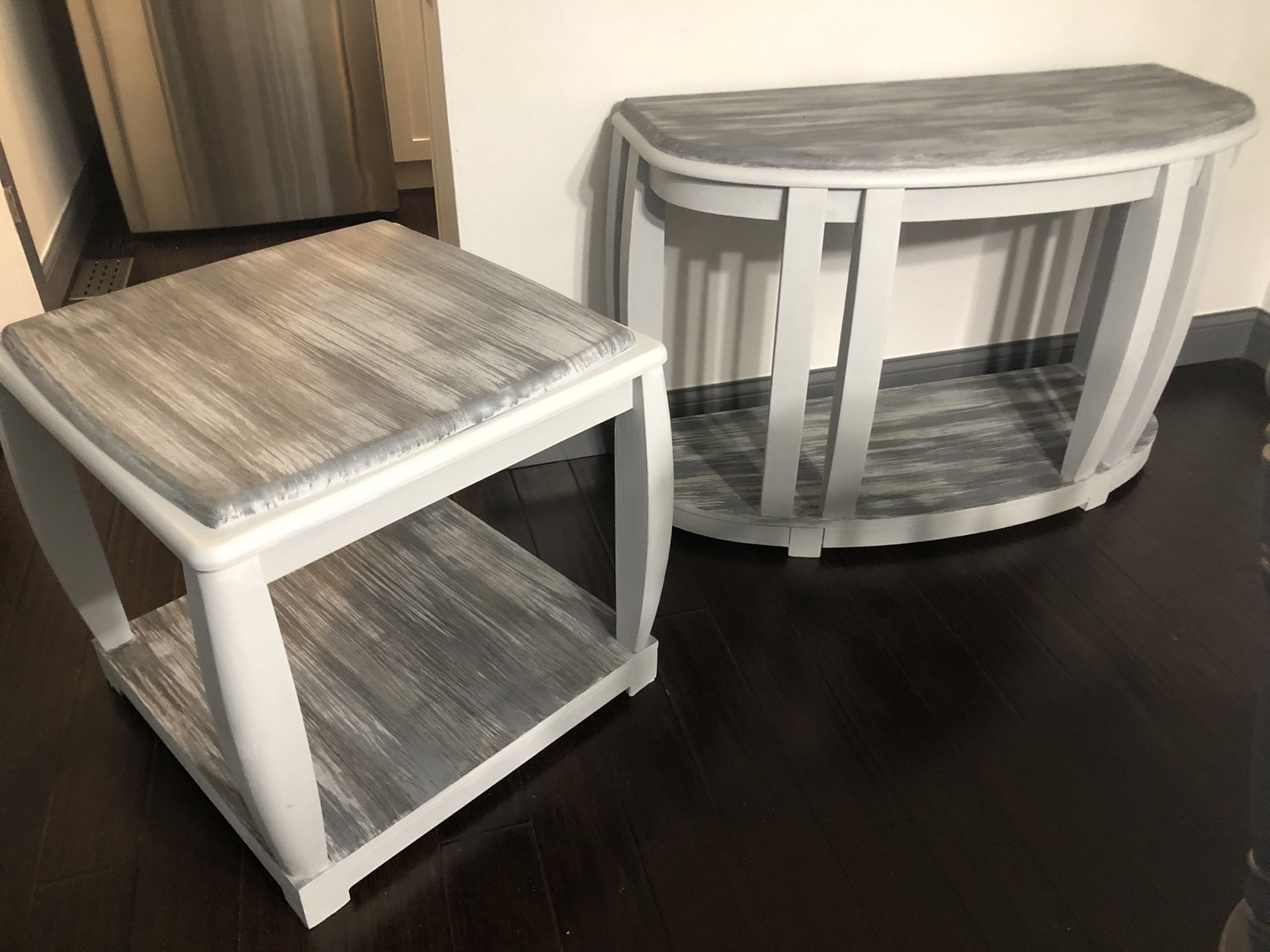 Sofa/console Table With Matching End Table