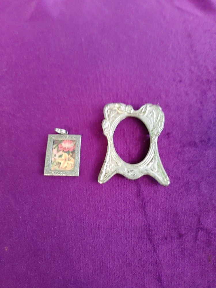 Miniature picture frames.