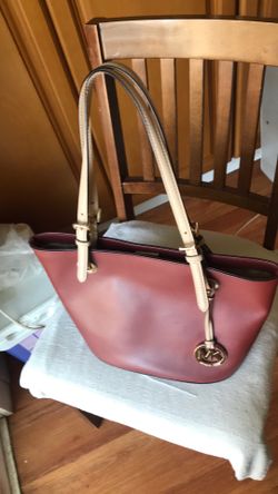 Michael Kors medium tole bag