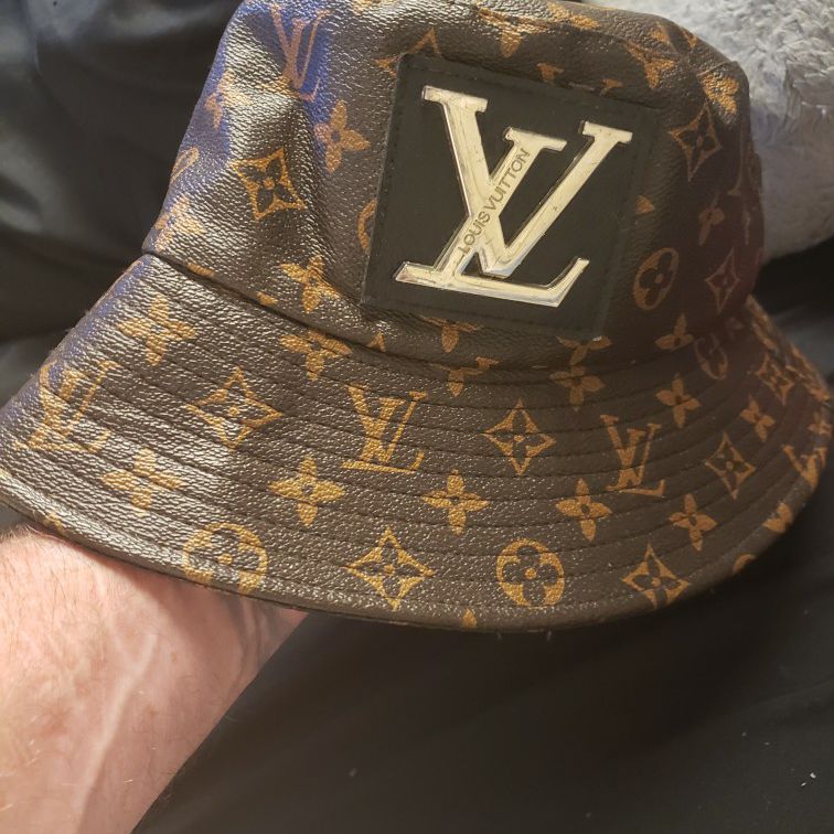 New York Louis Vuitton Men's Cap for Sale in Manchaca, TX - OfferUp