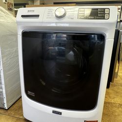 NEW- OPEN BOX! Maytag 4.6 cu.ft. Washer - Large Capacity Commerical Technology