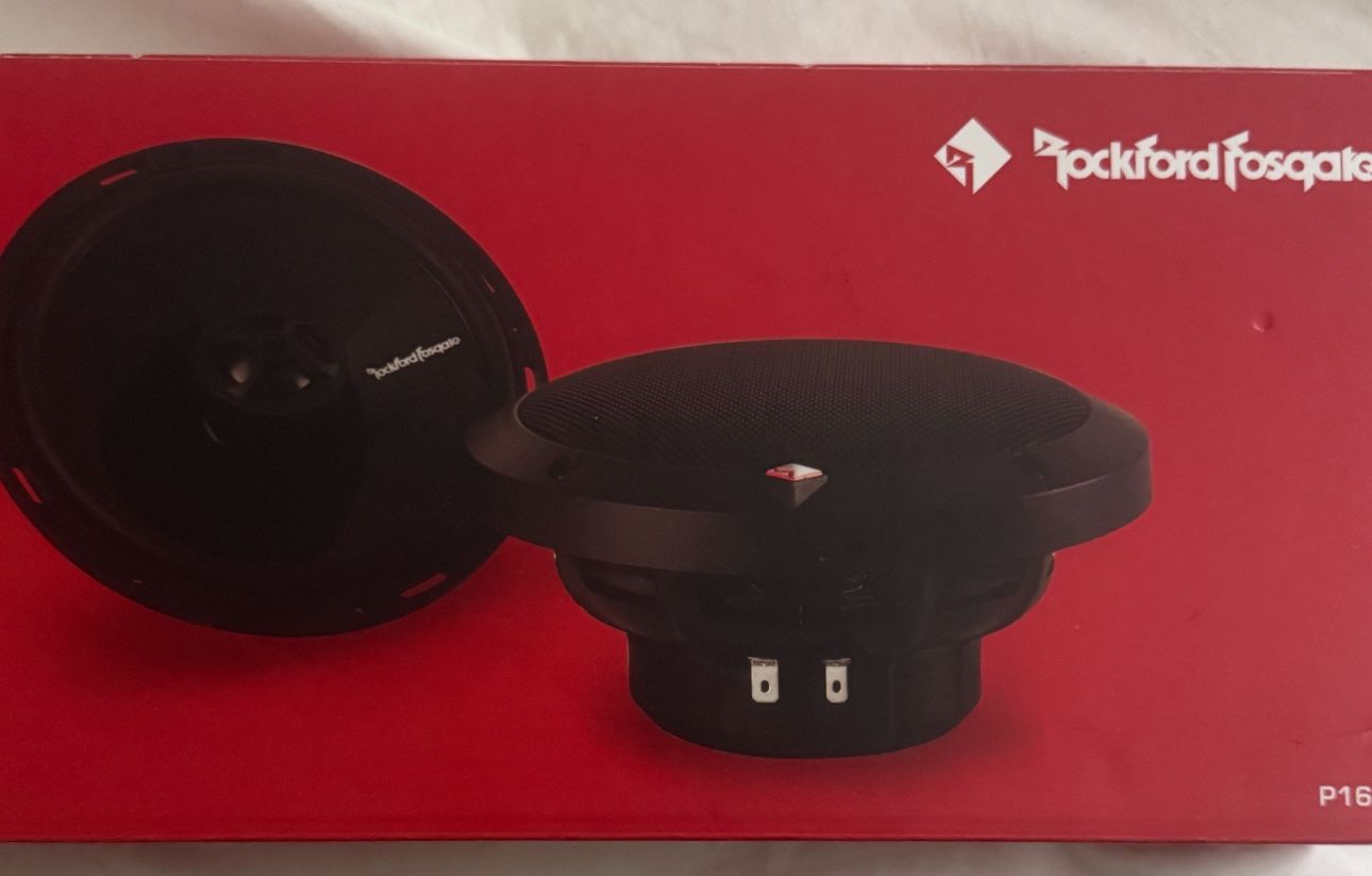 $90 OBO Pair Of BRAND NEW Rockford Fosgate P1650. BOX NEVER OPENED