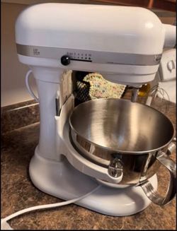 KitchenAid  pro-600 lift away mixer