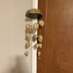 Vintage Gemmy Halloween Animated Shaking Skulls Haunted Wind Chimes Hanging