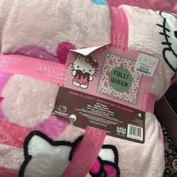 Hello Kitty Queen Blanket