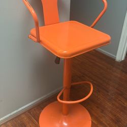 Stool with backrest in elevation