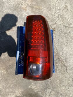 Led taillight only one right side only