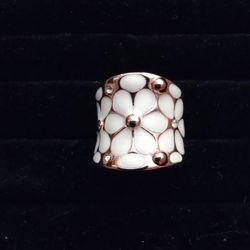 GOLD STERLING SILVER RING.  SIZE 6.5  NEW.  PICKUP ONLY