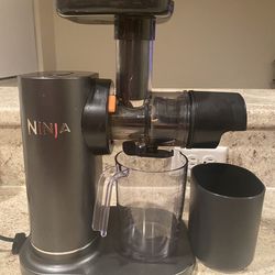 Ninja NeverClog Cold Press Juicer – Like New, Perfect for Daily Juicing!
