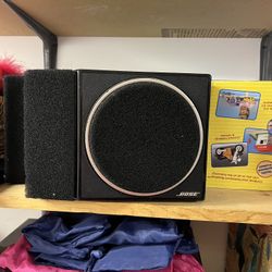 Bose Bookshelf Speakers (pair)