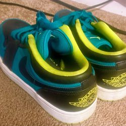 AIR JORDAN 1 LOW: LUSH TEAL – VENOM GREEN – BLACK