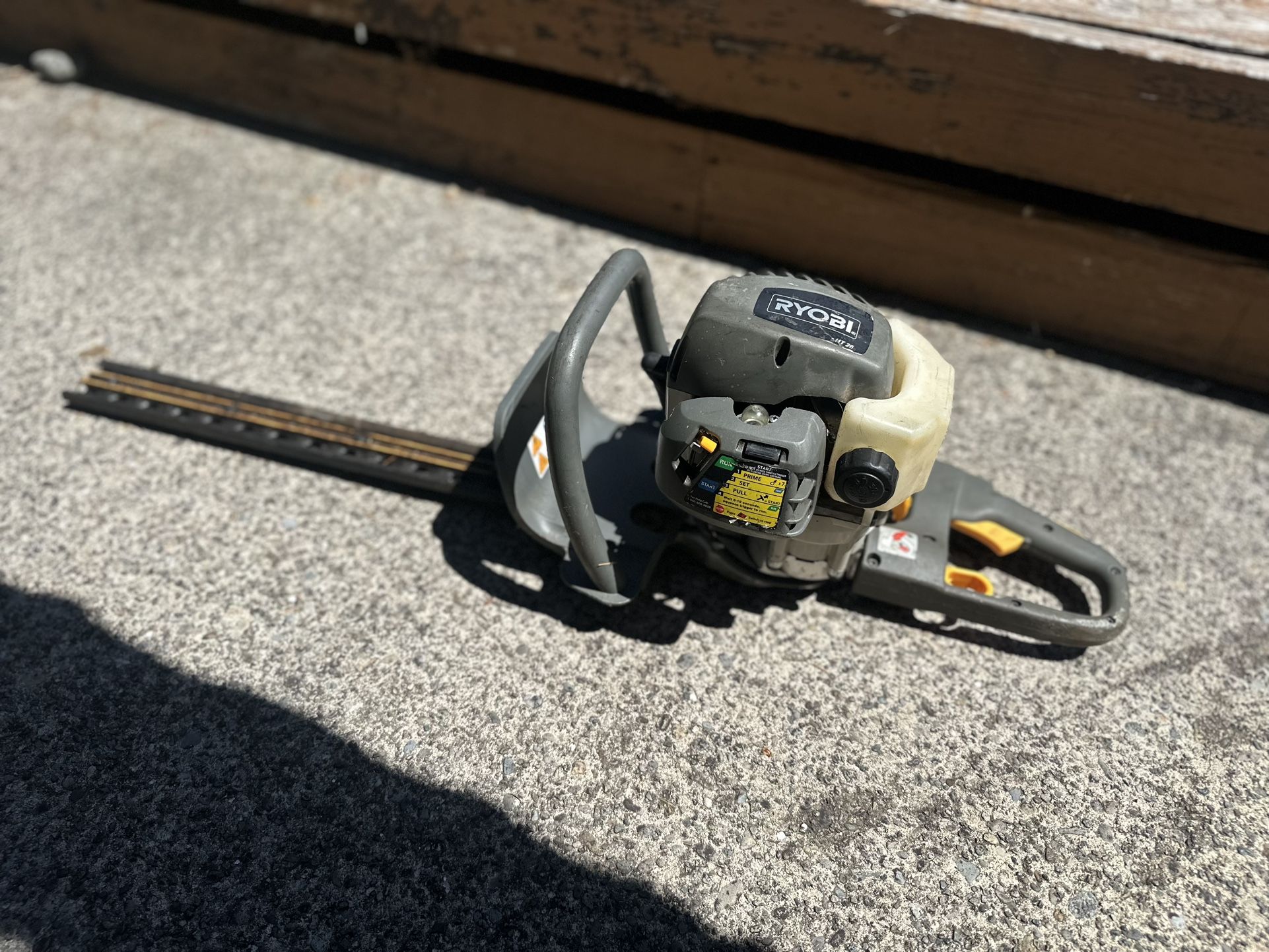 Ryobi Gas Hedge Trimmer
