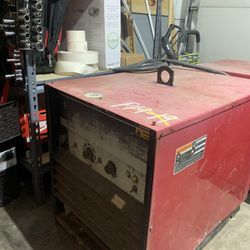 Lincoln RS500 Welder