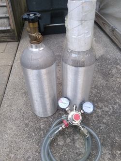 Beer Brewing CO2 Tanks
