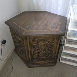 Storage Table