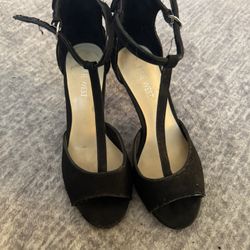 Black Heel Size 5.5