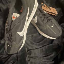 Nike  Air Max Dawn Brand New In Box