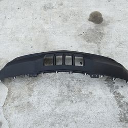 2019-2020-2021-2022  CHEVROLET SILVERADO 1500  FRONT BUMPER LOWER BALANCE OEM