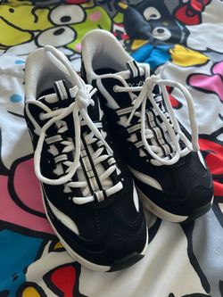 Women’s Sketcher Slip in lol Shoes