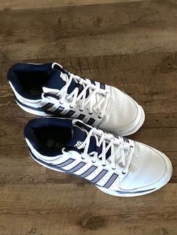REDUCED… K-SWISS HYPERCOURT EXPRESS LEATHER MEN’S SIZE 10.0 STYLE # 03379-167 WHITE/NAVY/SILVER TENNIS SHOES SELDOM USED… JUST LIKE NEW!!