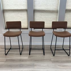 3 counter height bar stools