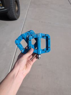 Race Face Flat Pedals 