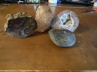 Rocks / Crystals