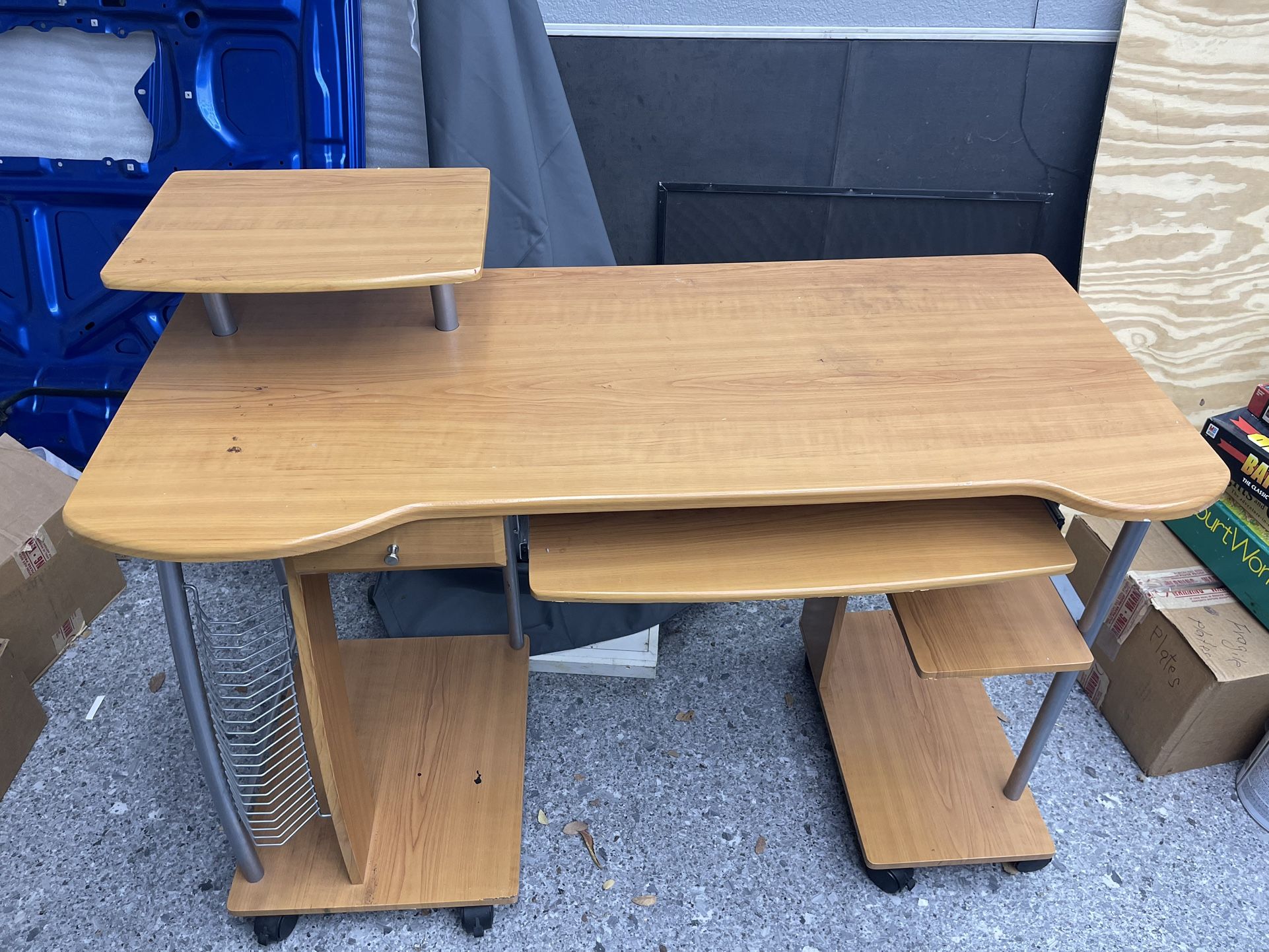 Office/school Desk Wooden