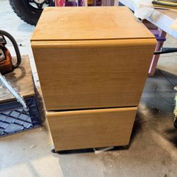 *FREE* 2 Drawer Filing Cabinet