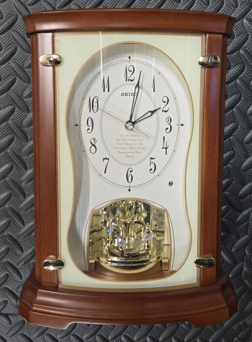 Seiko Mantle Clock