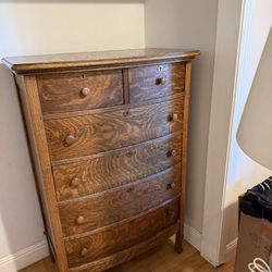 Antique Dresser With Vanity For Sale. Lightly Used. 