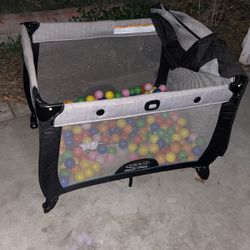 Graco Pack N Play Crib 
