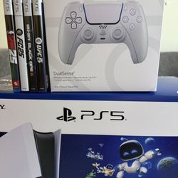 Selling PS5 Disc Version With Games And Extra Controller