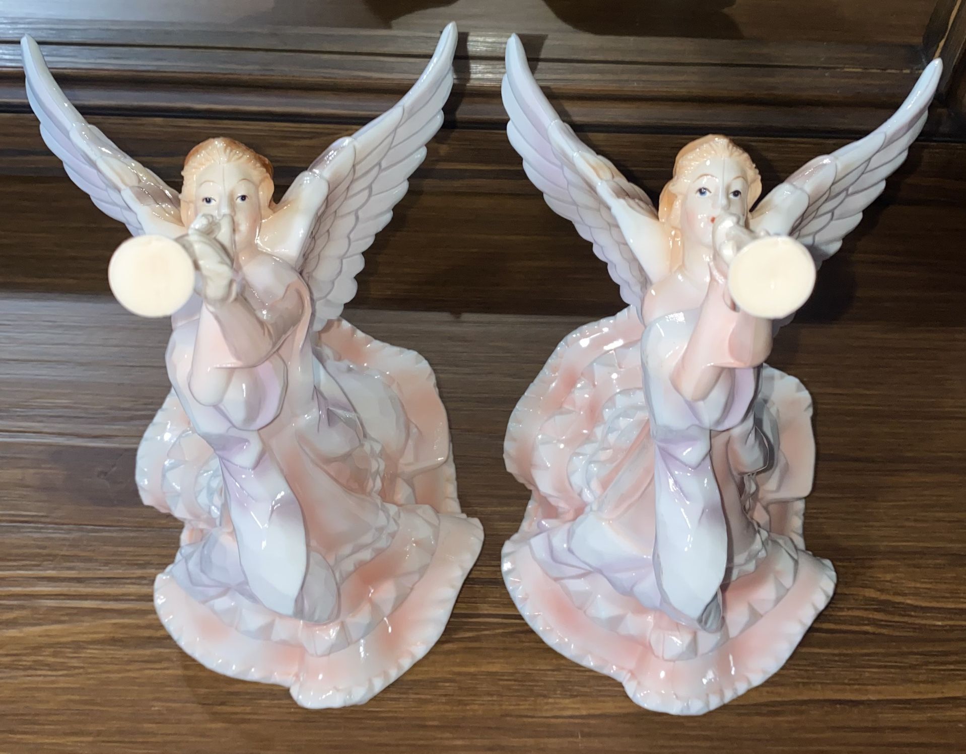 ✨ Elegant Holiday Angel Décor – Shimmering Blown Trumpet Pair – MUST SEE!