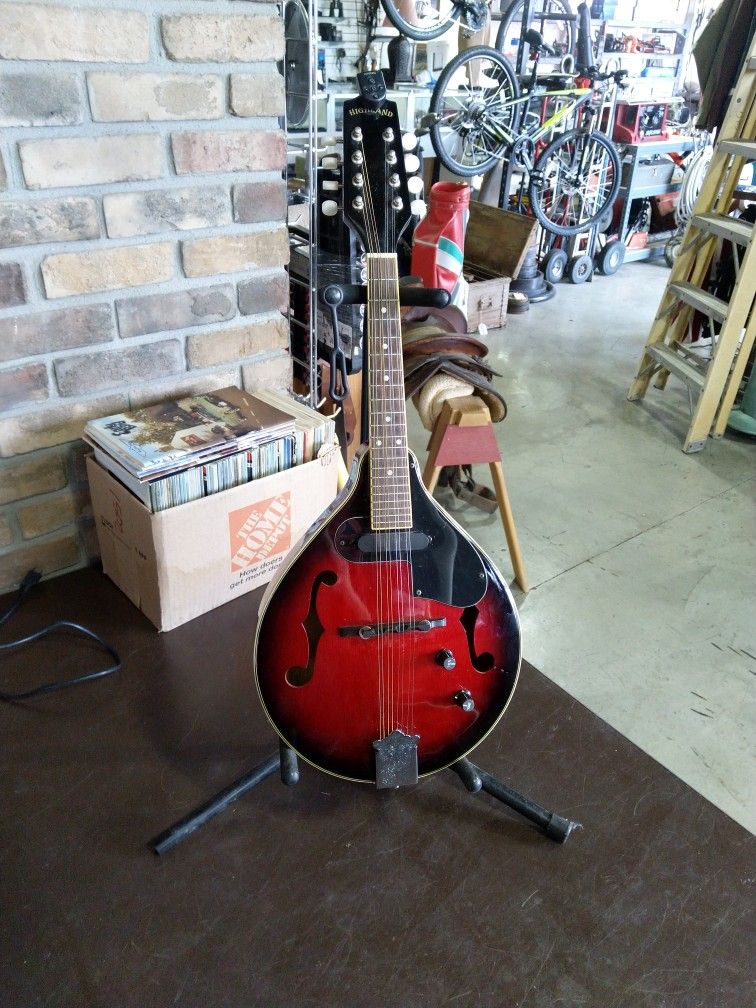 Vintage Highland Mandolin AStyle (23026) Alpha Pawn for Sale in