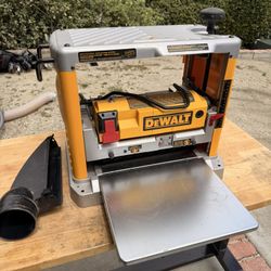 Dewalt Tabletop 12.5” Planer 
