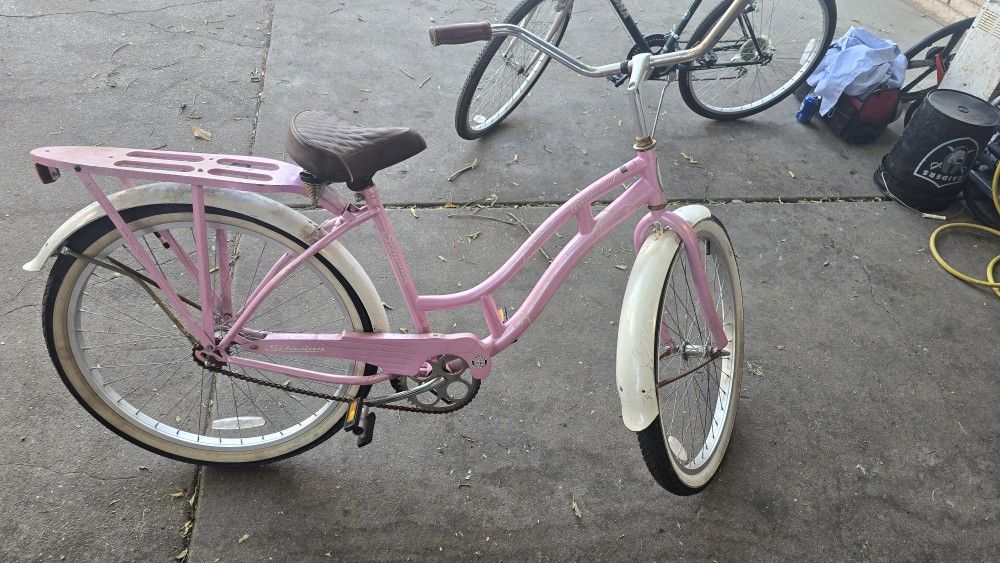 Schwinn windwood 26 in beach cruiser