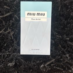 Miu Miu Fleur De Lait 1.7 FL