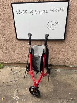3 wheels Walker