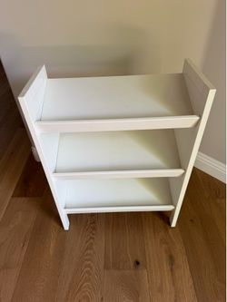 Pottery Barn Kids Bookrack