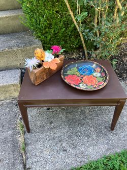 Vintage MERSMAN Table - $20 (decor priced separately)