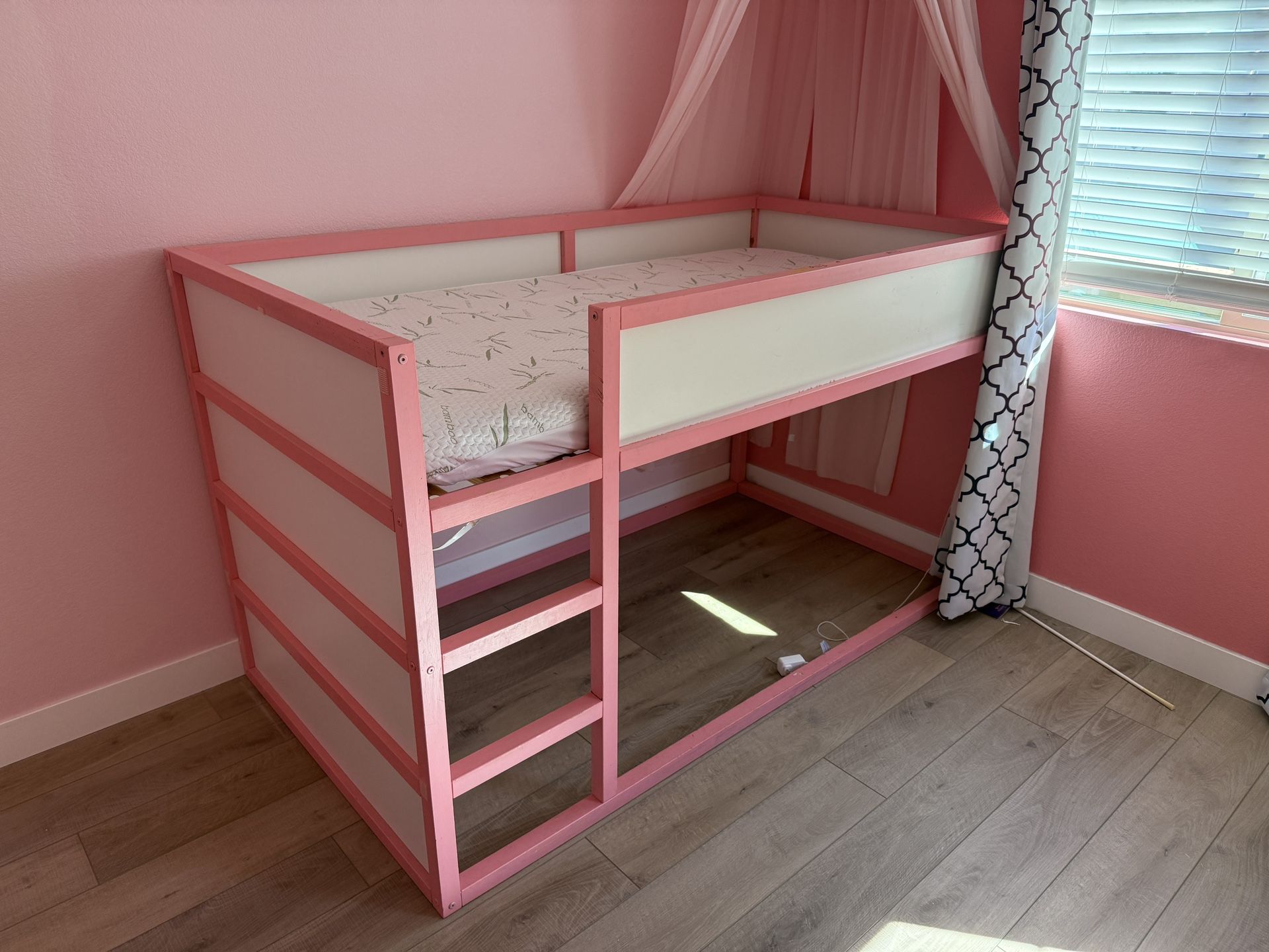 Kids Bunk Bed (Pink)