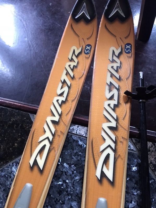 Dynastar sx skis poles and boots 10 1/2