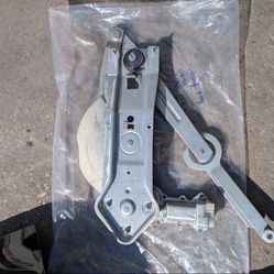 82-89 Chevy Suburban Right Passenger Window Regulator