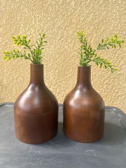 Decorative wooden vase