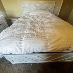 Bedroom set