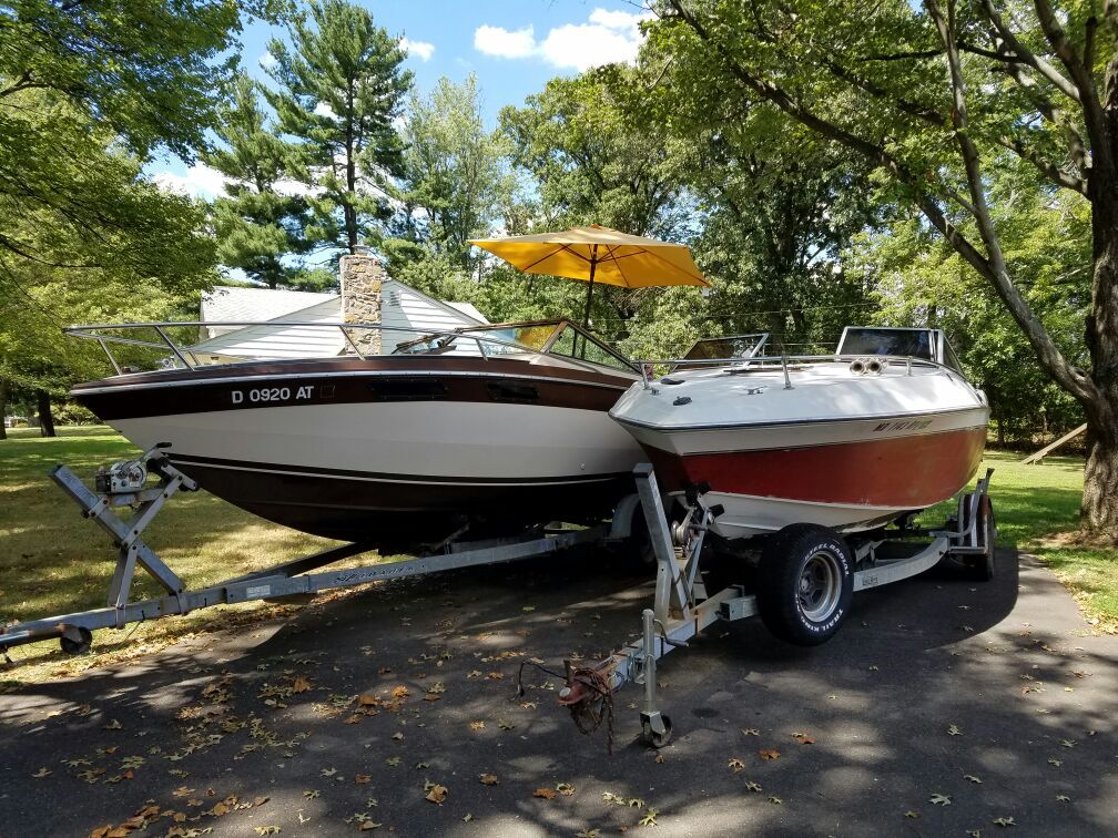 2 boats, 1986 Chris Craft Scorpion 230 & 1989 Wellcraft Classic 210 xl
